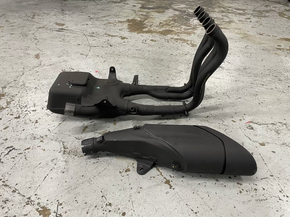 2022 CB1000RA Full OEM Exhaust Pipe & Muffler 18150-MKJ-A61 + 18310-MKJ-A62