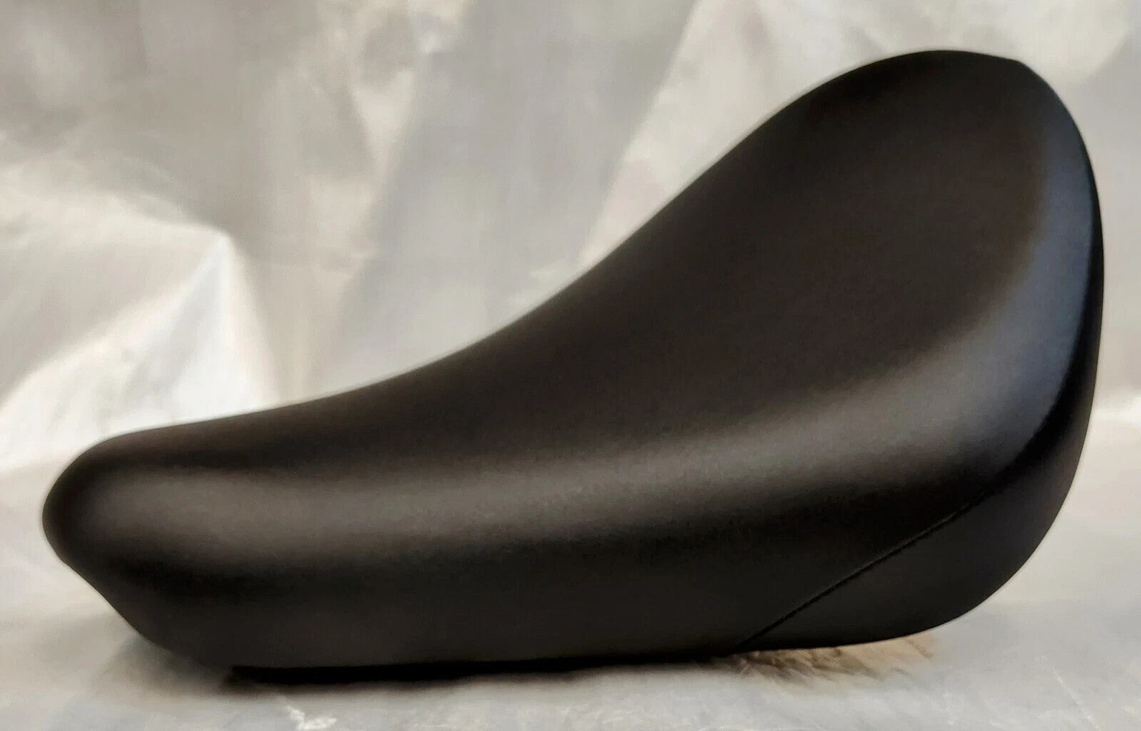 20-24 HONDA REBEL CMX 300 / CMX 500 RIDERS SEAT - GENUINE HONDA 77100-K87-A30ZA