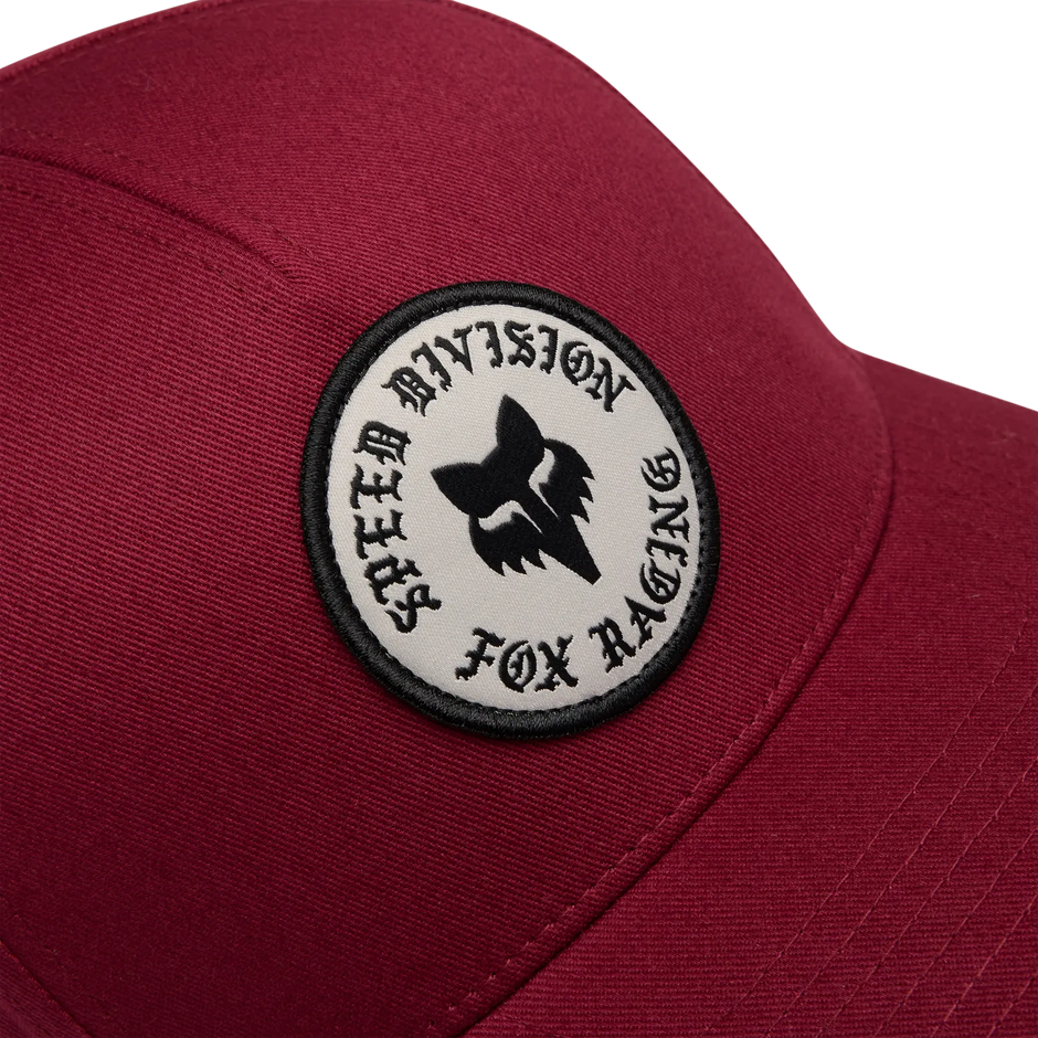 Gorra Flexfit con insignia