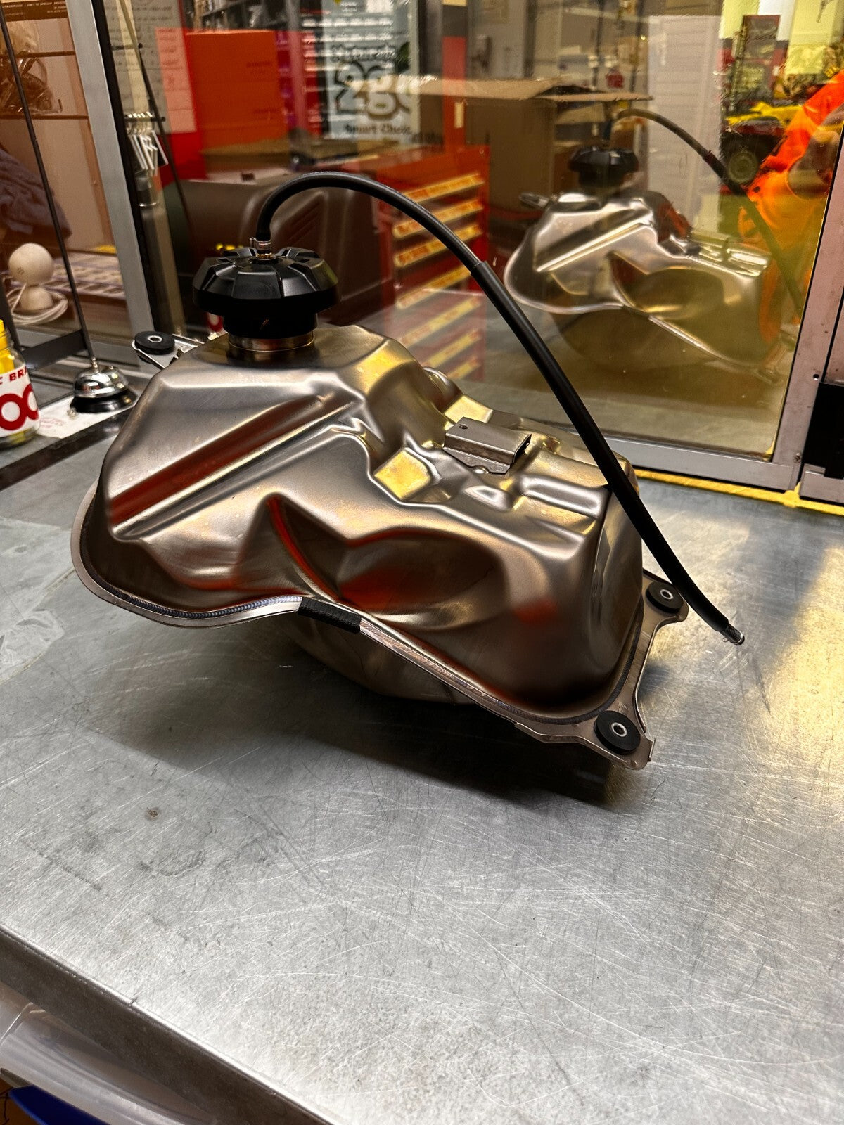 CRF450X + CRF450L Gas Fuel Tank Titanium 17510-MKE-A50 + OEM Screw Cap