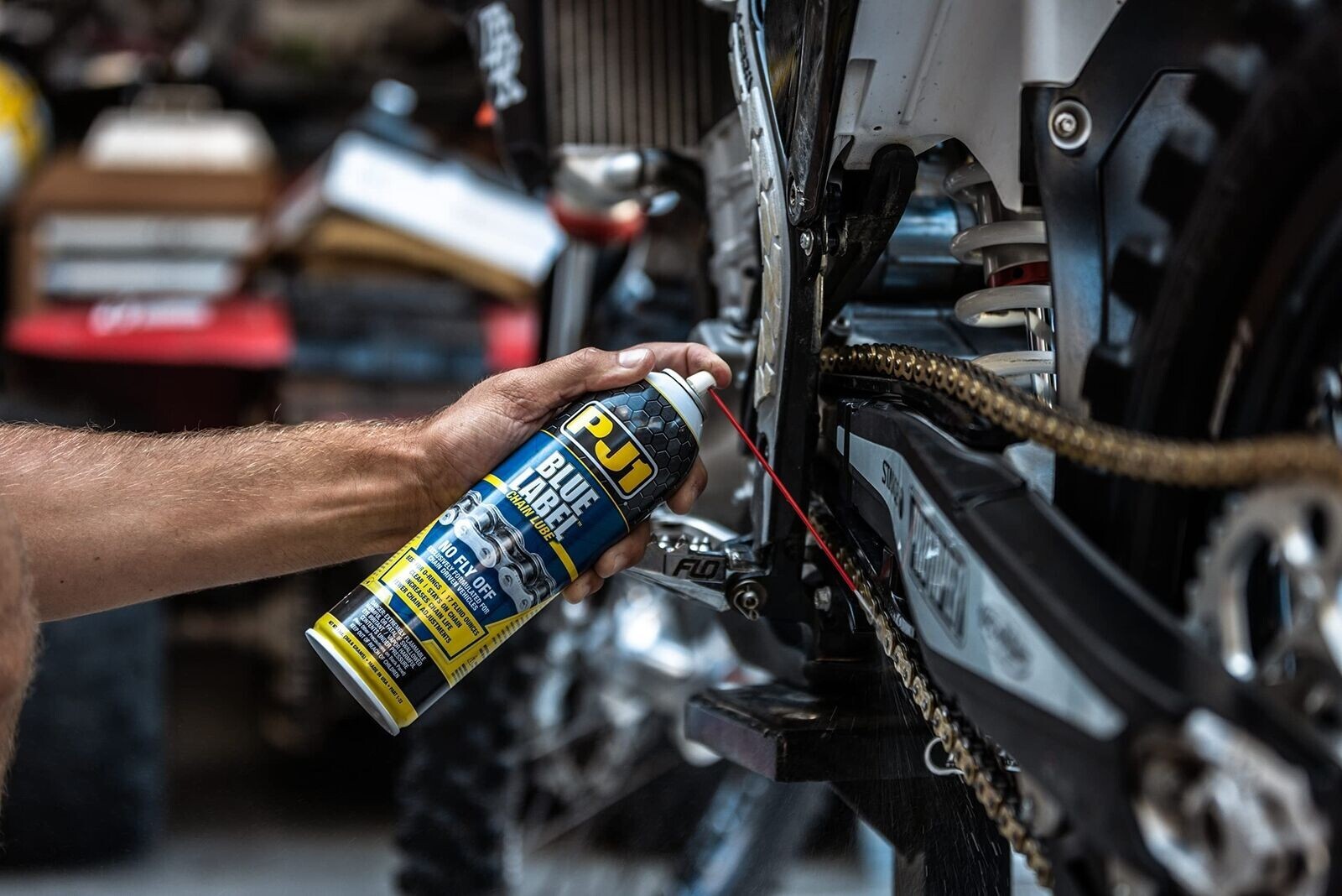 PJ1 1-22 Blue Label Chain Lube - 13 Ounce 13 Ounces