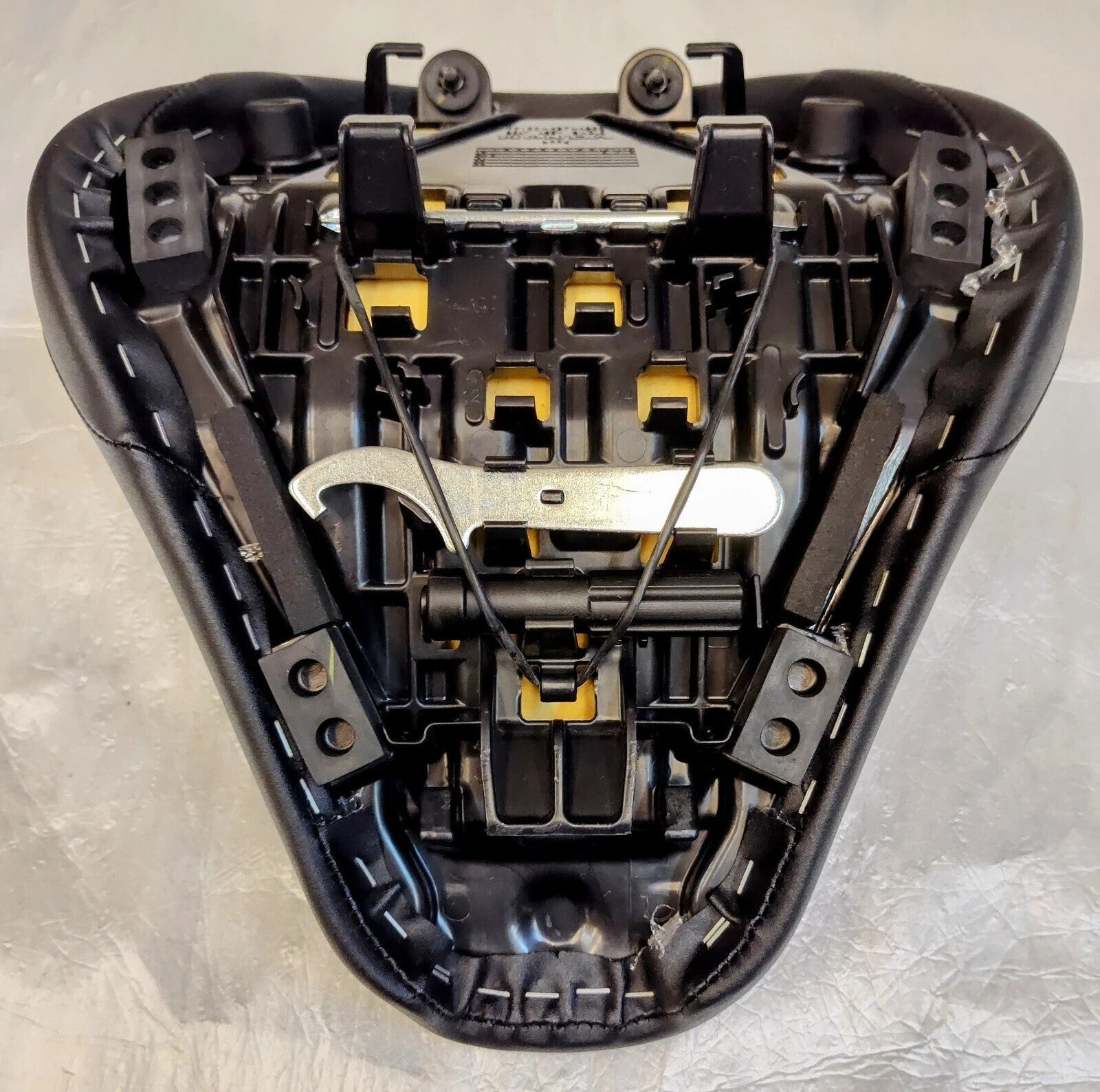 20-24 HONDA REBEL CMX 300 / CMX 500 RIDERS SEAT - GENUINE HONDA  77100-K87-A30ZA