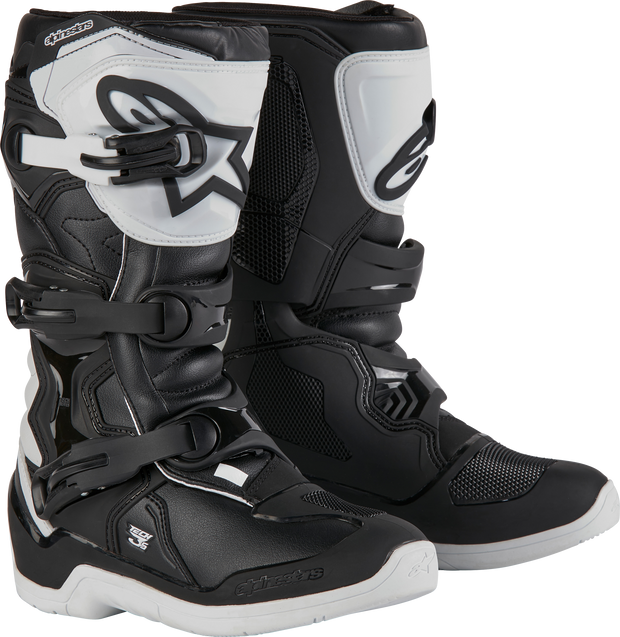 Tech 3s Youth Boots White/Black Sz 4