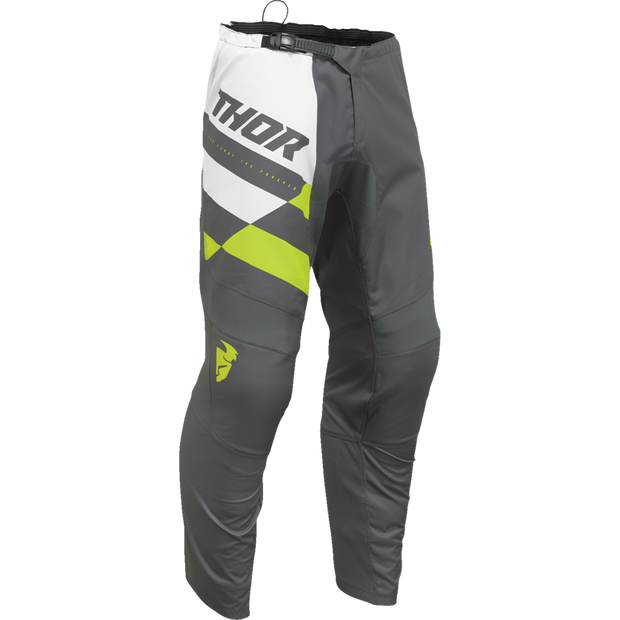 Pantalones a Cuadros del Sector Juvenil
