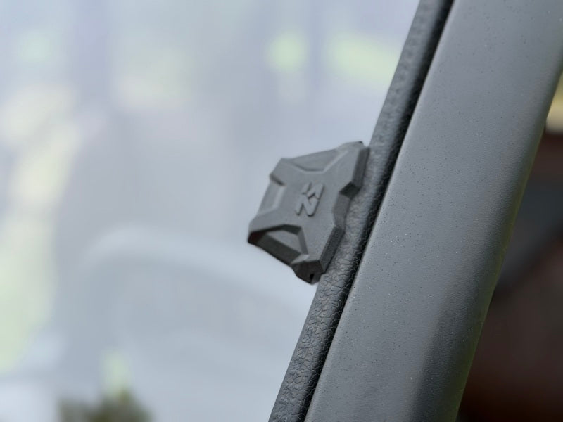 Seizmik 25+ CFMOTO U10/10 XL Pro Toolless Windshield - UV
